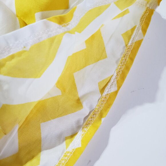 3/$20 yellow white chevron toddler girl elastic waist skirt, size 110 or 4T - Picture 5 of 7